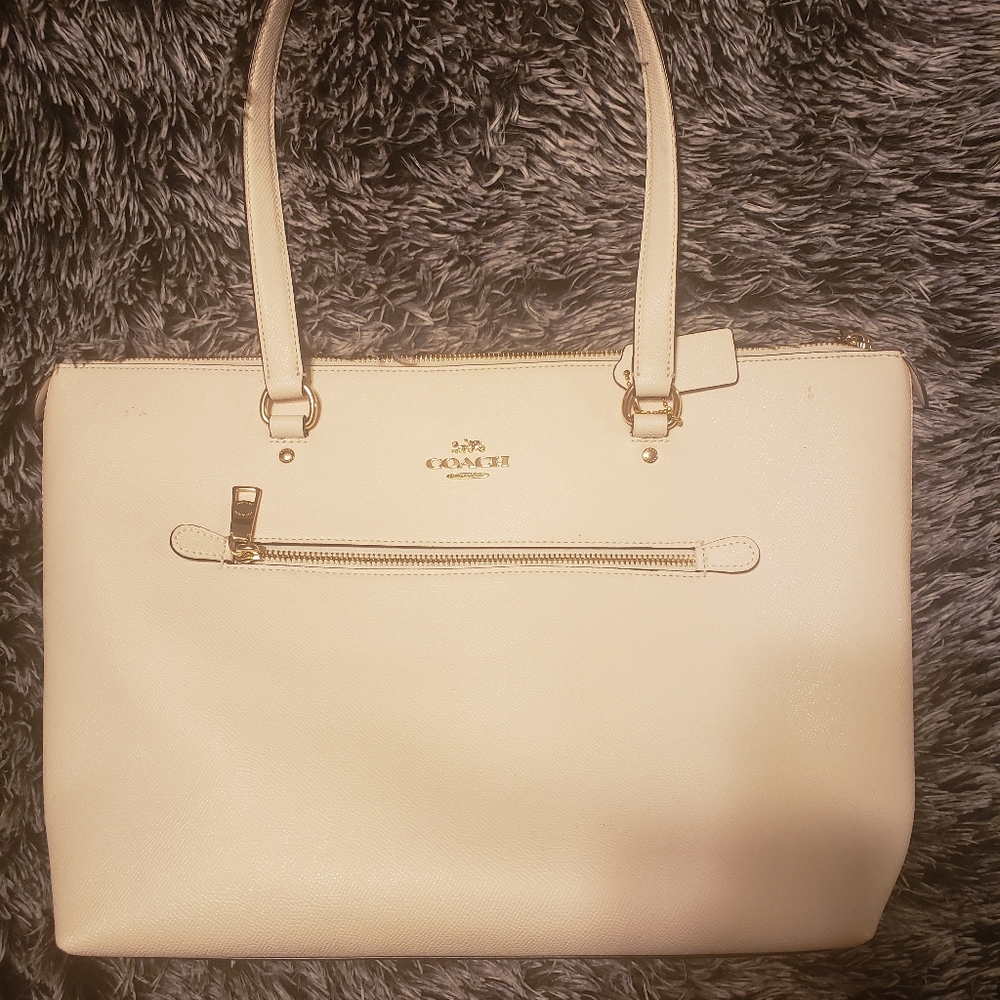 Authentic Coach Purse - Picture 2 of 5